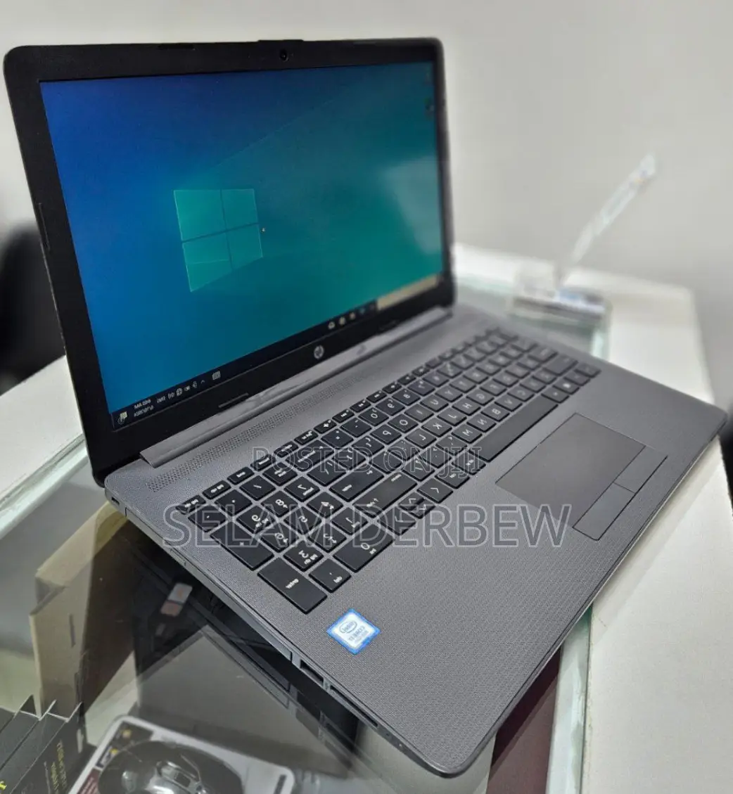 New Laptop HP Stream Notebook 8GB Intel Core I7 SSD 256GB