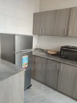 Luxury 3 Bedroom Apartiment Fernished