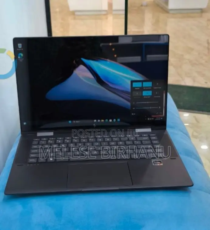New Laptop HP Envy X360 8GB AMD Ryzen 5 SSD 256GB
