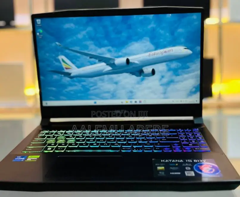 New Laptop MSI Katana 15 16GB Intel Core I7 SSD 1T