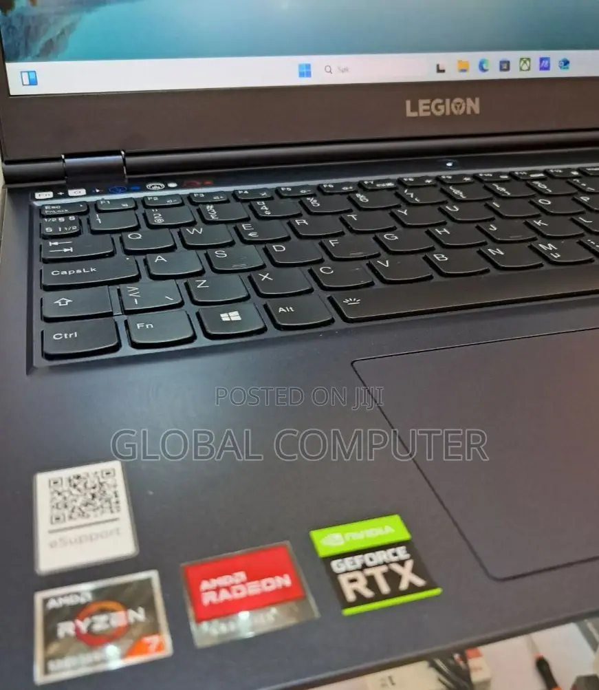 New Laptop Lenovo Legion 7 16GB AMD Ryzen 7 SSD 1.5T