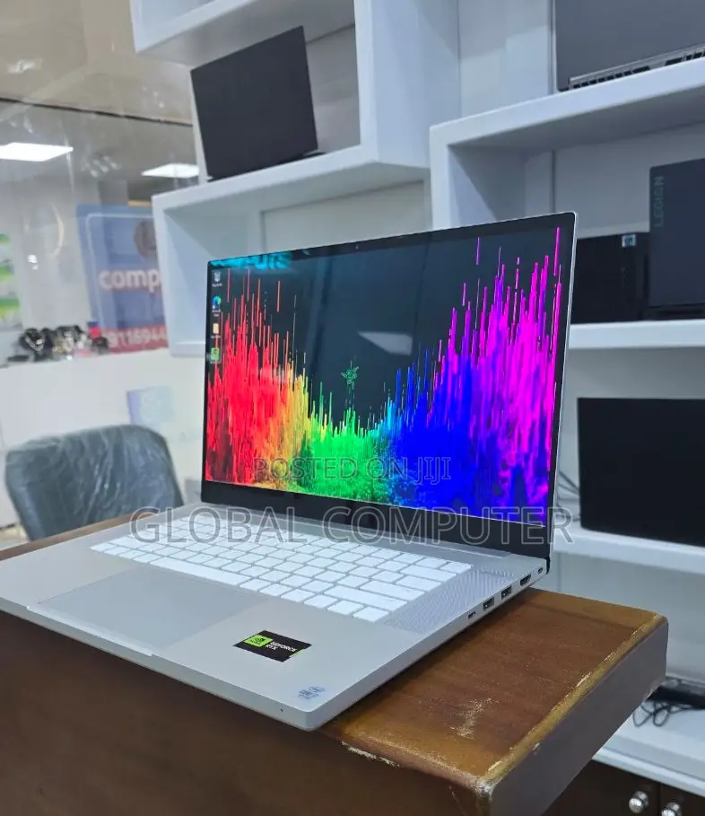 New Laptop Razer Blade 16GB Intel Core I7 SSD 1T