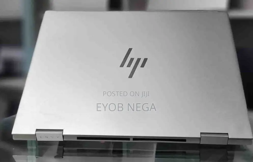New Laptop HP Envy X360 8GB Intel Core I7 SSD 512GB