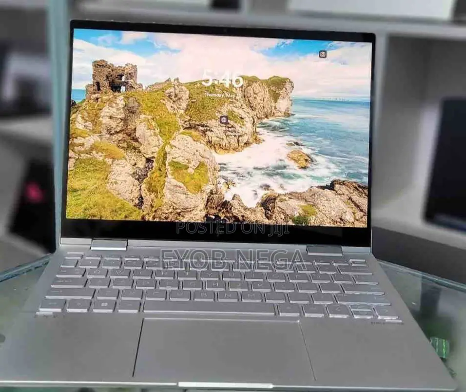 New Laptop HP Envy X360 8GB Intel Core I7 SSD 512GB