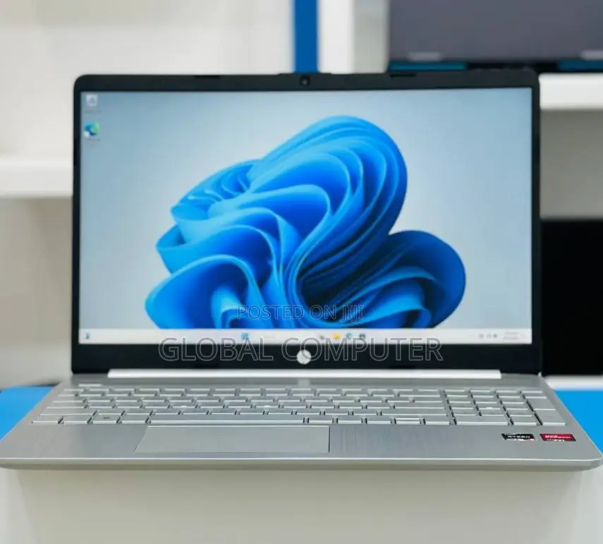 New Laptop HP Stream Notebook 8GB Intel Core I7 SSD 512GB