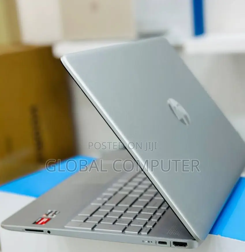 New Laptop HP Stream Notebook 8GB Intel Core I7 SSD 512GB