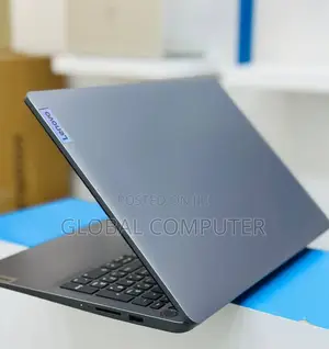New Laptop Lenovo IdeaPad Y410p 4GB Intel Core I3 SSD 256GB