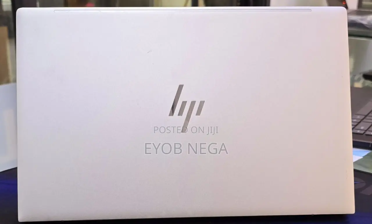 New Laptop HP Envy X2 8GB Intel Core I7 SSD 512GB