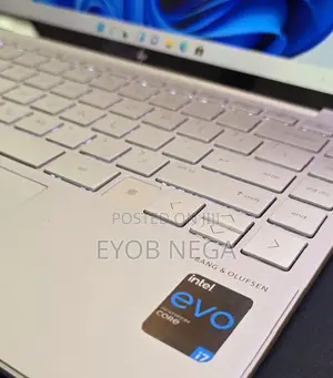 New Laptop HP Envy X2 8GB Intel Core I7 SSD 512GB