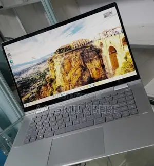 New Laptop HP Envy X360 8GB Intel Core I5 SSD 512GB