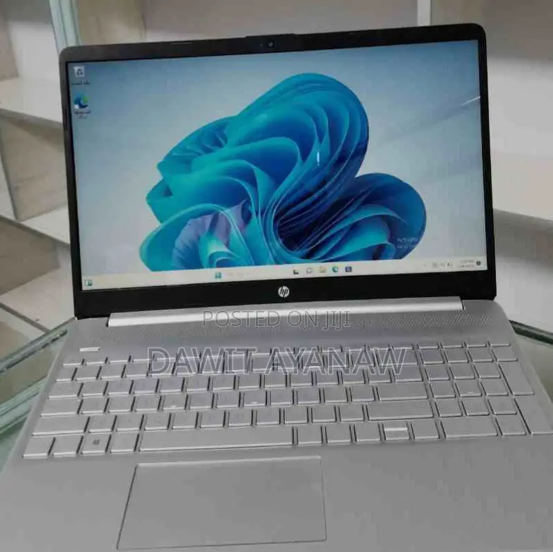 New Laptop HP Stream Notebook 8GB AMD Ryzen 3 SSD 256GB