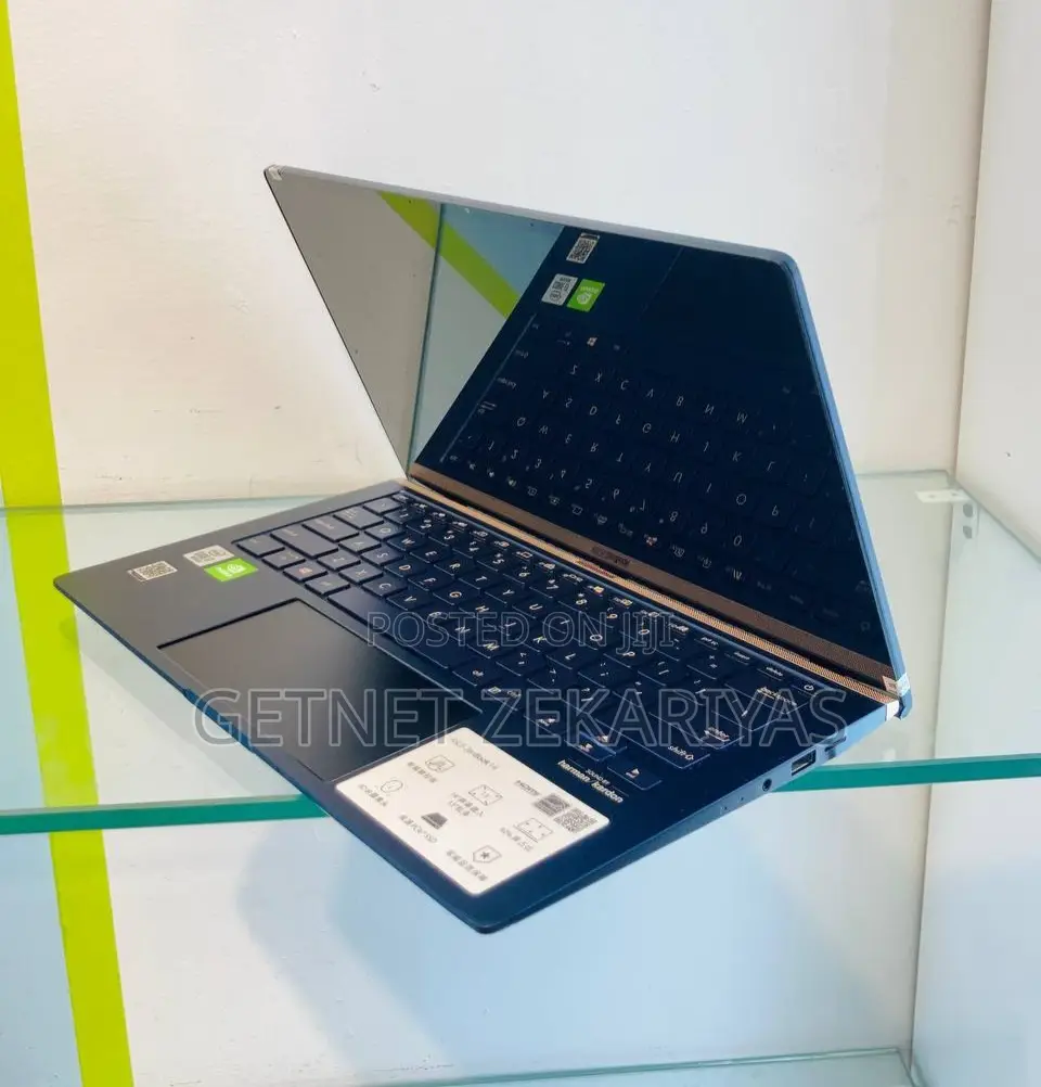 New Laptop Asus Zenbook Duo 14 8GB Intel Core I7 SSD 512GB