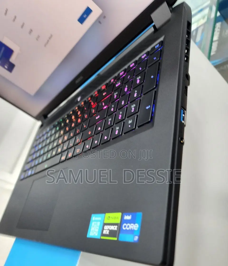 New Laptop Gigabyte Aorus 16GB Intel Core I7 SSD 1T