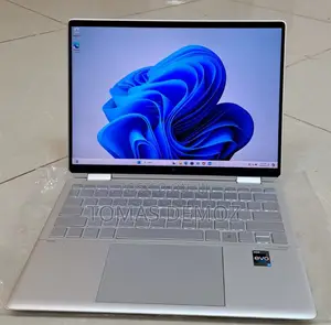 New Laptop HP Spectre X360 8GB Intel Core I5 SSD 512GB
