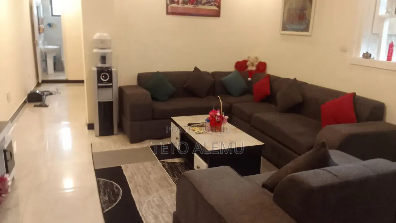 7bdrm House in የሚሸጥ ቤት ሰሚት ፍየል ቤት, Bole for sale