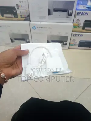 Photo - HDMI to Vga Adapter