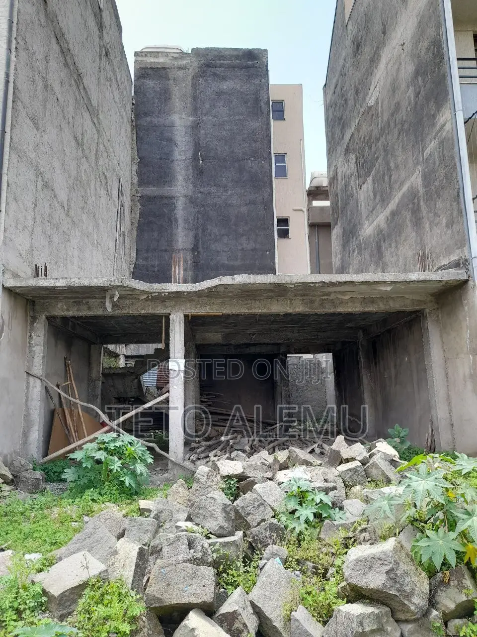 የሚሸጥ አንድ ስላቭ የወጣ አያት ዲያስፖራ