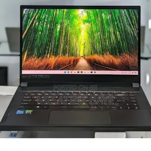 New Laptop MSI Crosshair 15 16GB Intel Core I7 SSD 1T