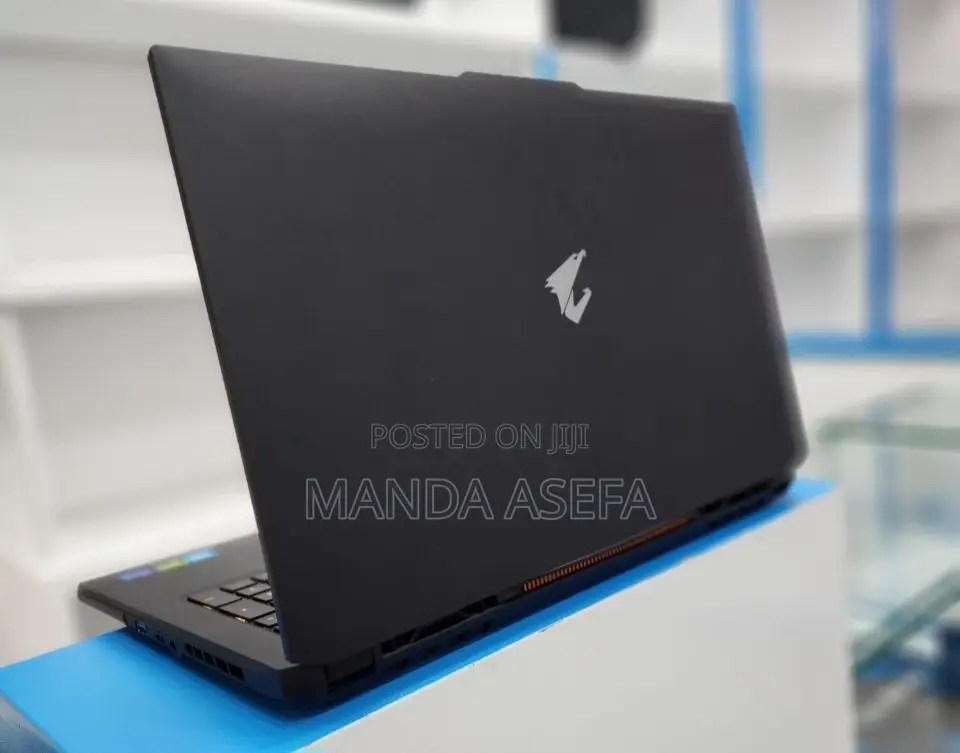 New Laptop Gigabyte Aorus 16GB Intel Core I7 SSD 1T