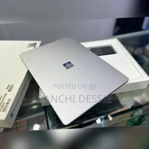 New Laptop Microsoft Surface Laptop 5 8GB Intel Core I5 SSD 256GB