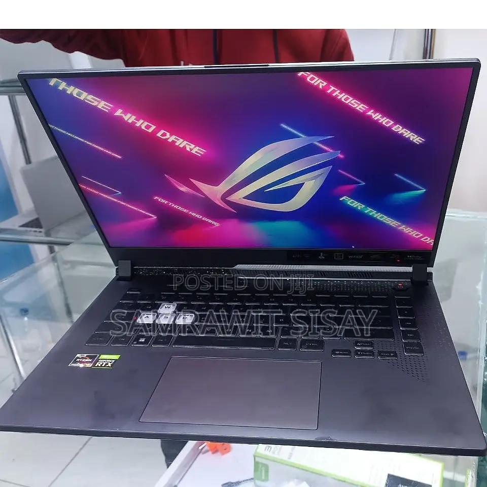 New Laptop Asus ROG Strix G15 16GB AMD Ryzen 7 SSD 1T