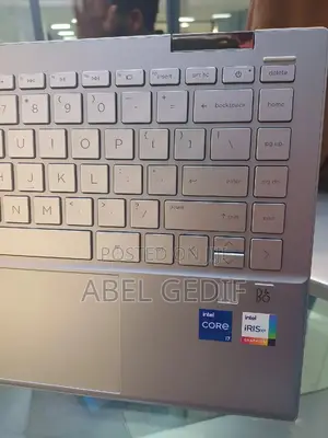 New Laptop HP Pavilion 14 8GB Intel Core i7 SSD 512GB