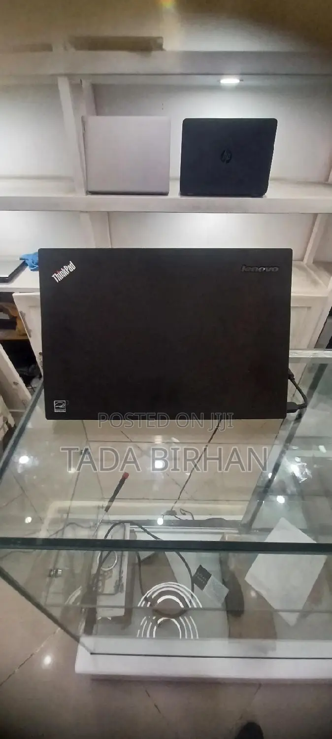 New Laptop Lenovo ThinkPad Yoga 4GB Intel Core I5 HDD 1T