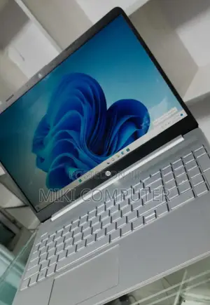 New Laptop HP Stream Notebook 8GB AMD Ryzen 3 SSD 256GB