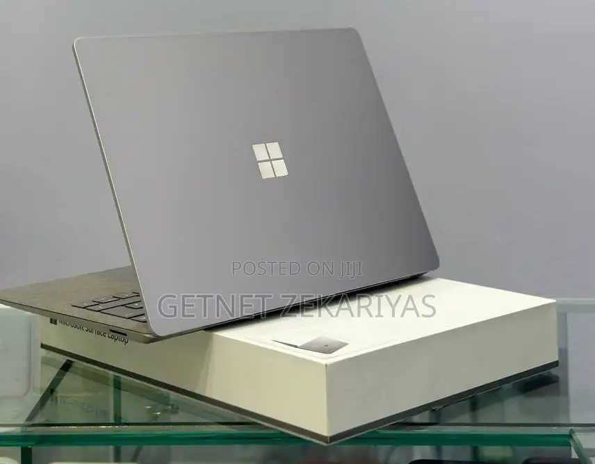 New Laptop Microsoft Surface Laptop 5 8GB Intel Core I5 SSD 256GB