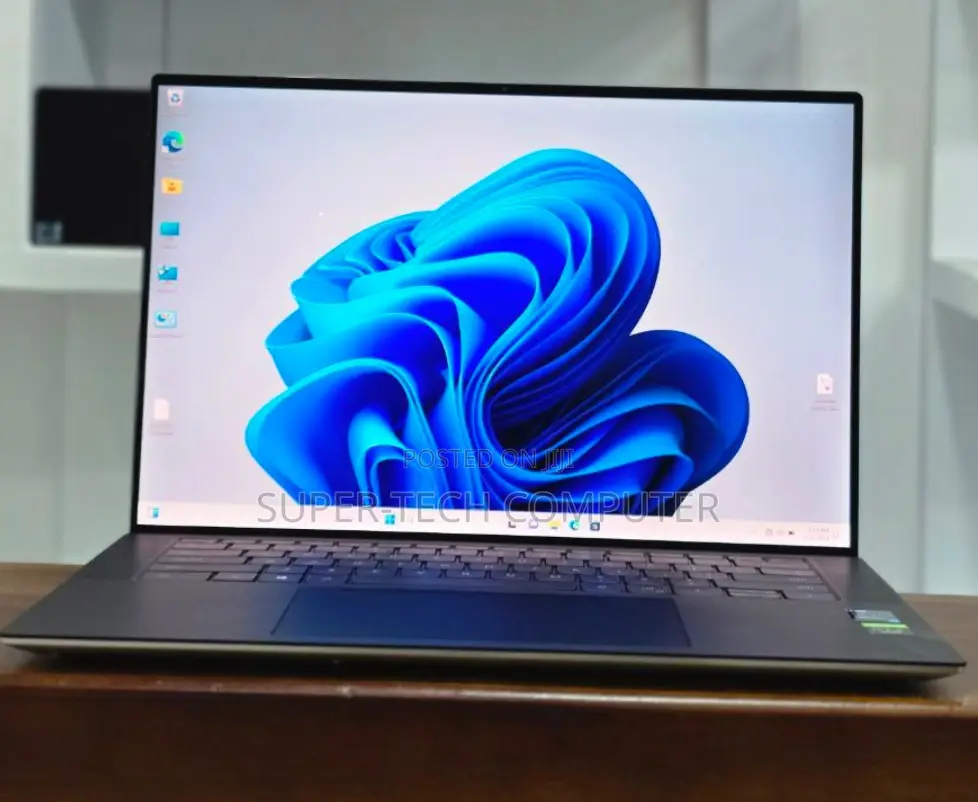 New Laptop Dell XPS 15 32GB Intel Core I7 SSD 1T