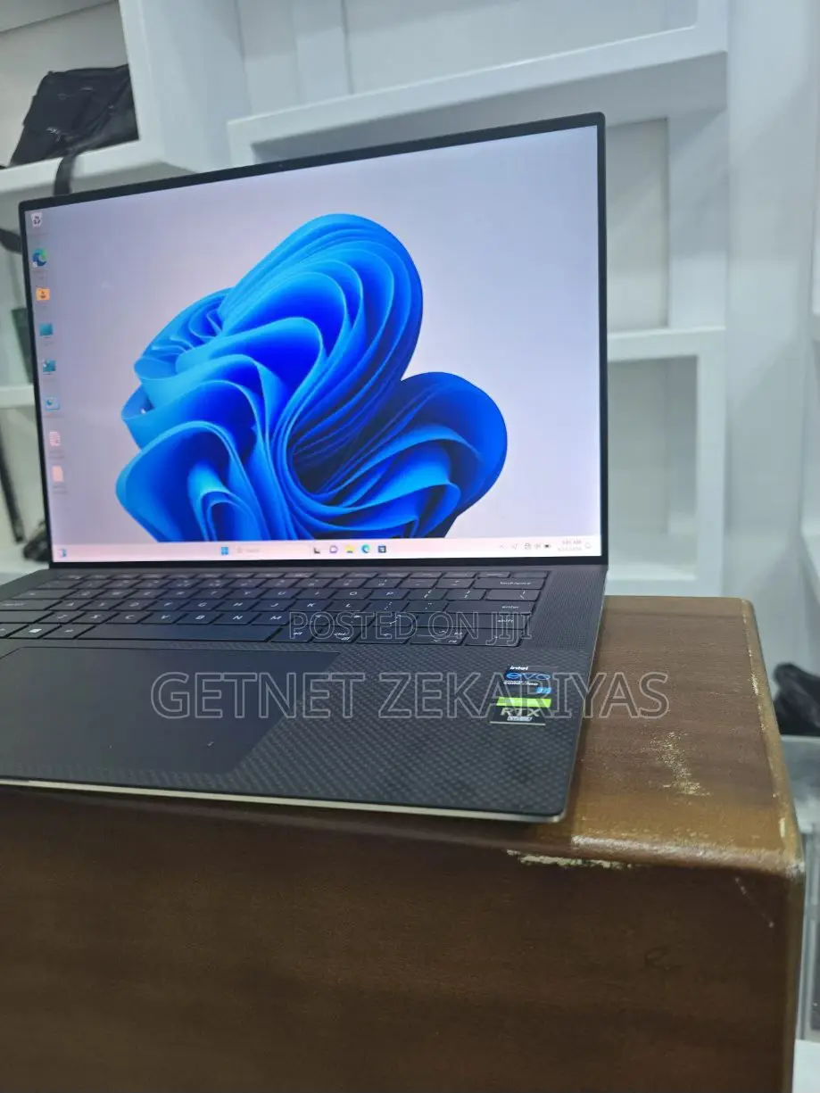 New Laptop Dell XPS 15 32GB Intel Core I7 SSD 1T