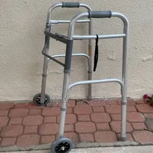 Photo - Walker坦walker喪walker究walker长walker马walker/ወከር/ወከር/Foldable