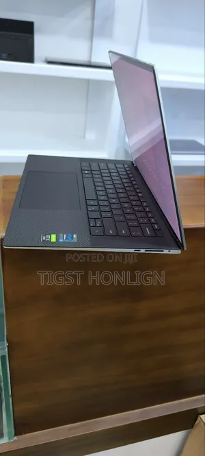 New Laptop Dell XPS 15 32GB Intel Core I7 SSD 1T