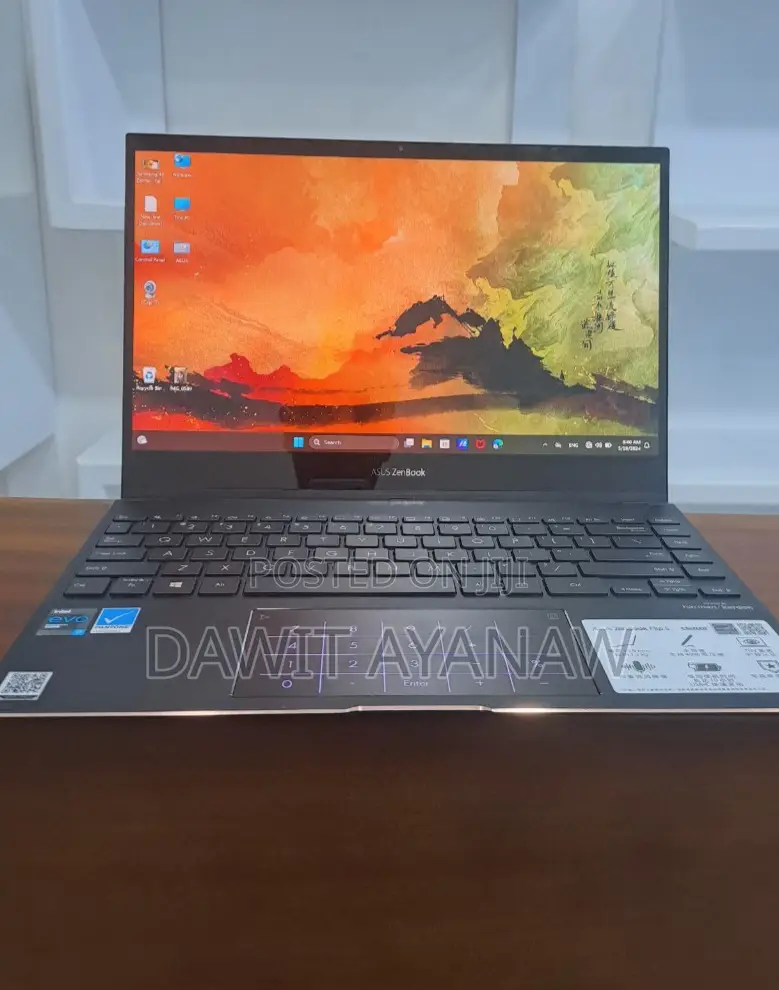 New Laptop Asus ZenBook UX303LA 16GB Intel Core I7 SSD 1T