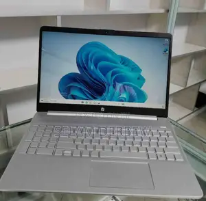 New Laptop HP Stream Notebook 8GB AMD Ryzen 3 SSD 256GB