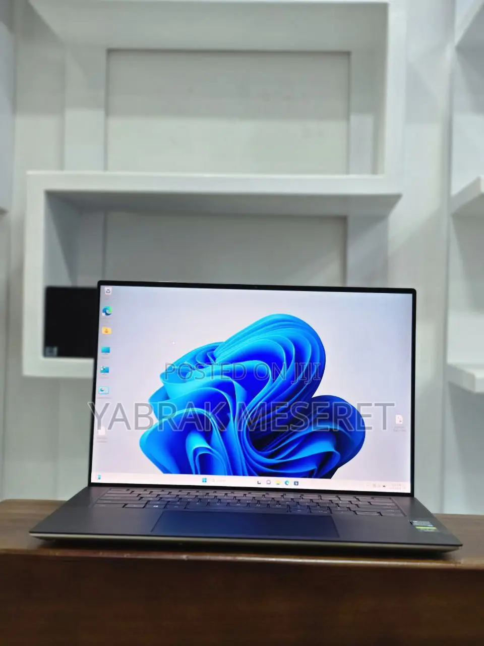 New Laptop Dell XPS 15 32GB Intel Core I7 SSD 1T