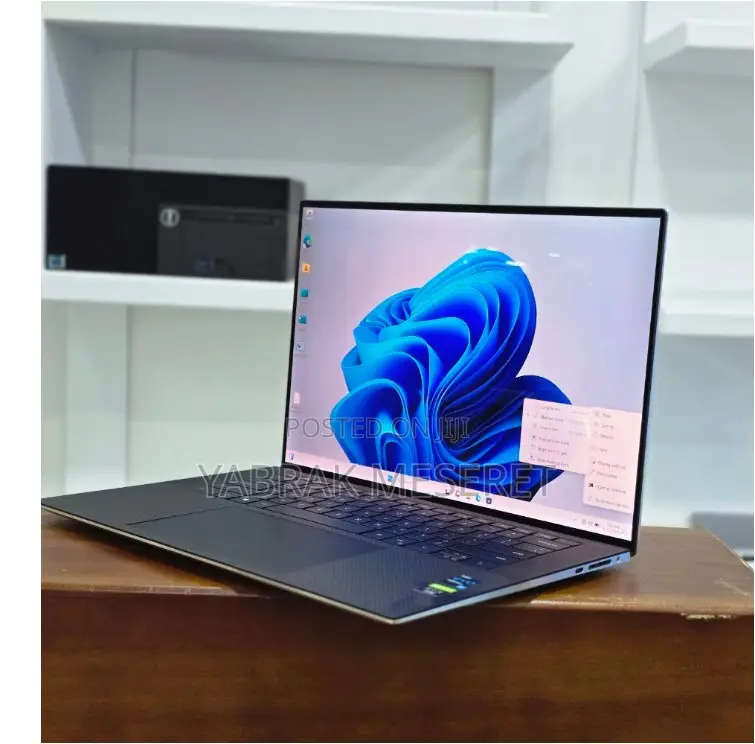 New Laptop Dell XPS 15 32GB Intel Core I7 SSD 1T