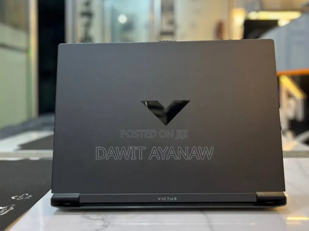 New Laptop HP 16GB AMD Ryzen 5 SSD 1T