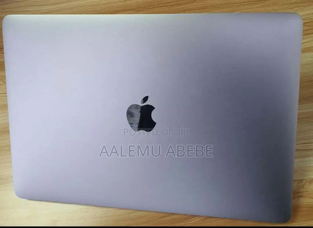 New Laptop Apple MacBook Pro 2017 16GB Intel Core I5 SSD 256GB