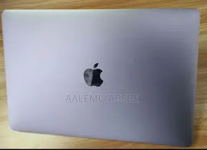 New Laptop Apple MacBook Pro 2017 16GB Intel Core I5 SSD 256GB