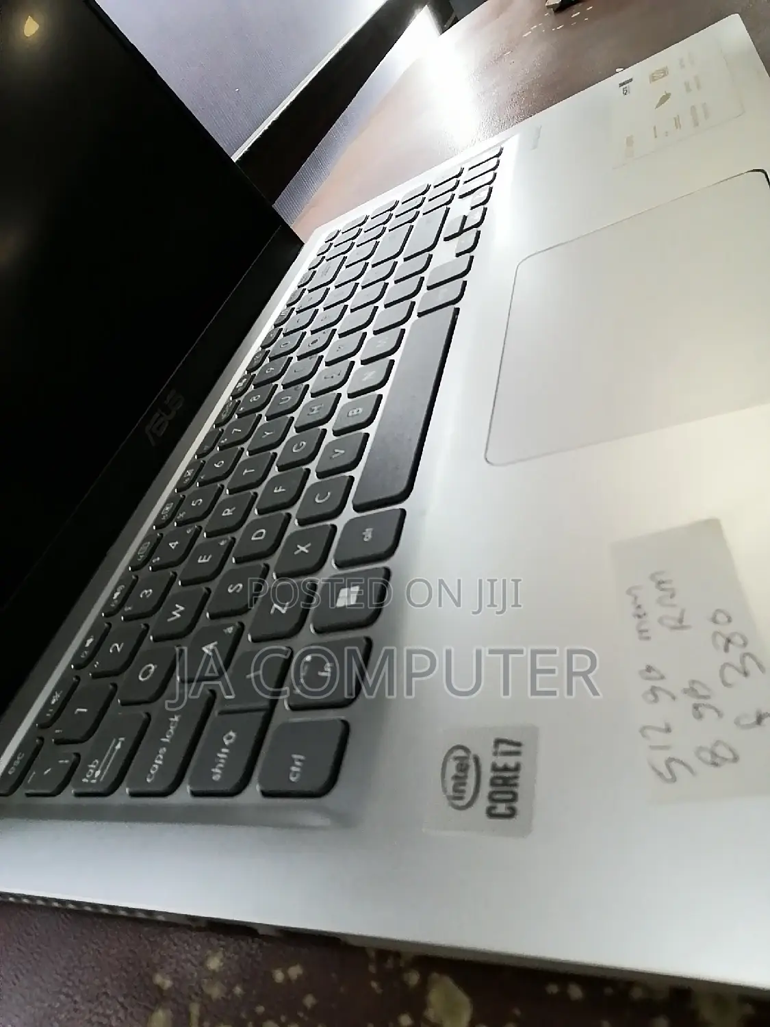 New Laptop Asus VivoBook 15 X505BA 8GB Intel Core I7 SSD 512GB