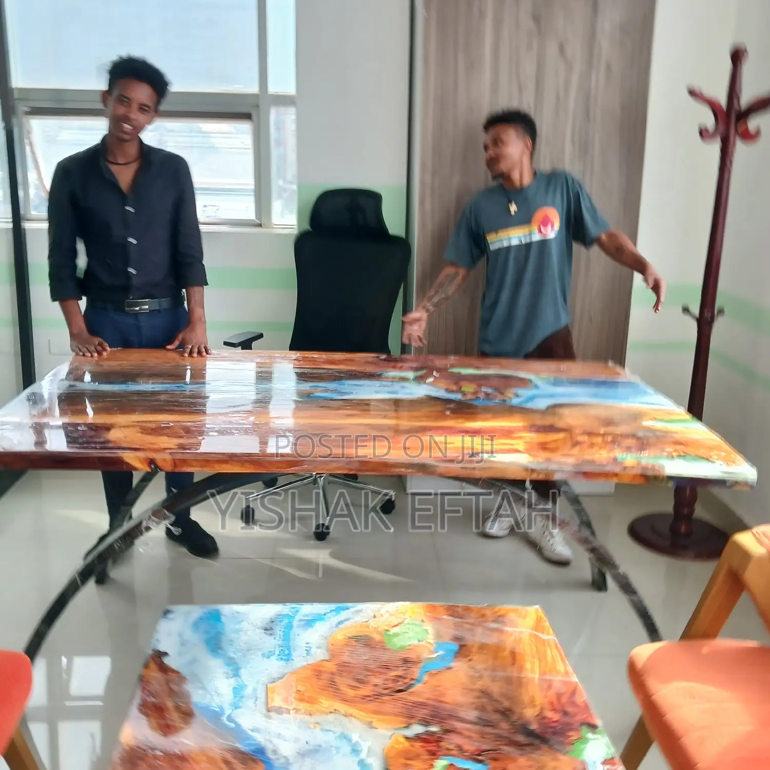 Epoxy Resins. River Tabel