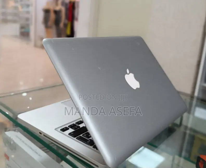 Laptop Apple MacBook Pro 8GB Intel Core I5 SSD 500GB