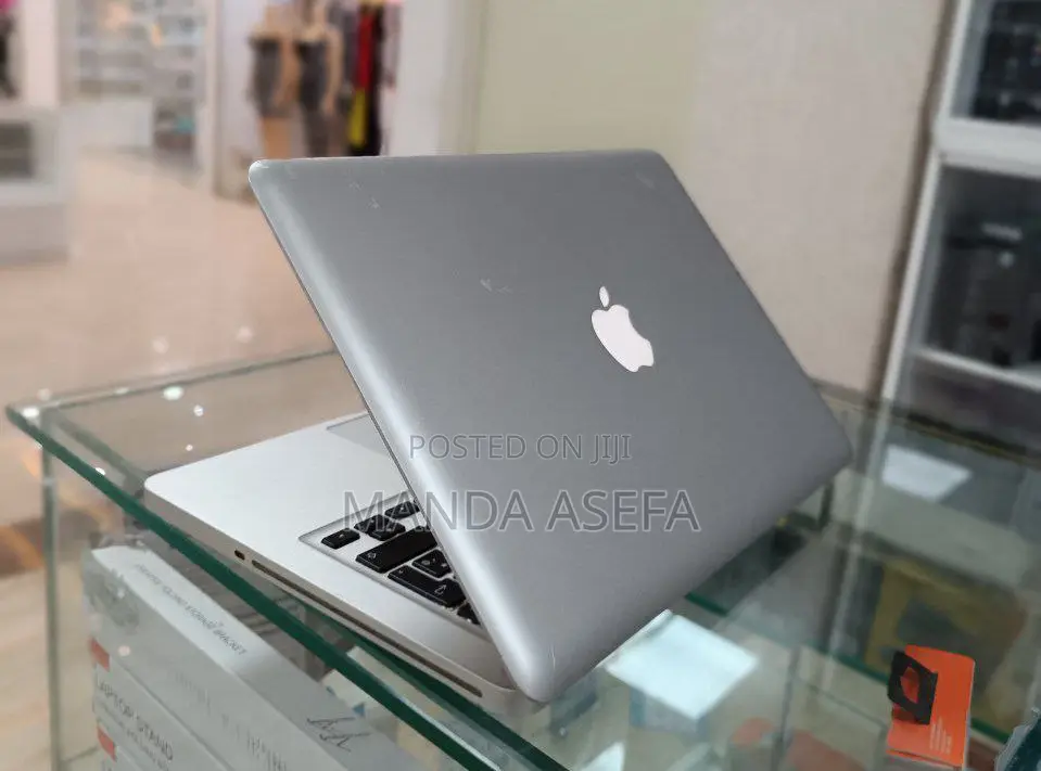 Laptop Apple MacBook Pro 8GB Intel Core I5 SSD 500GB