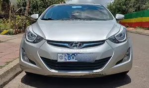 Photo - Hyundai Elantra 2013 Silver
