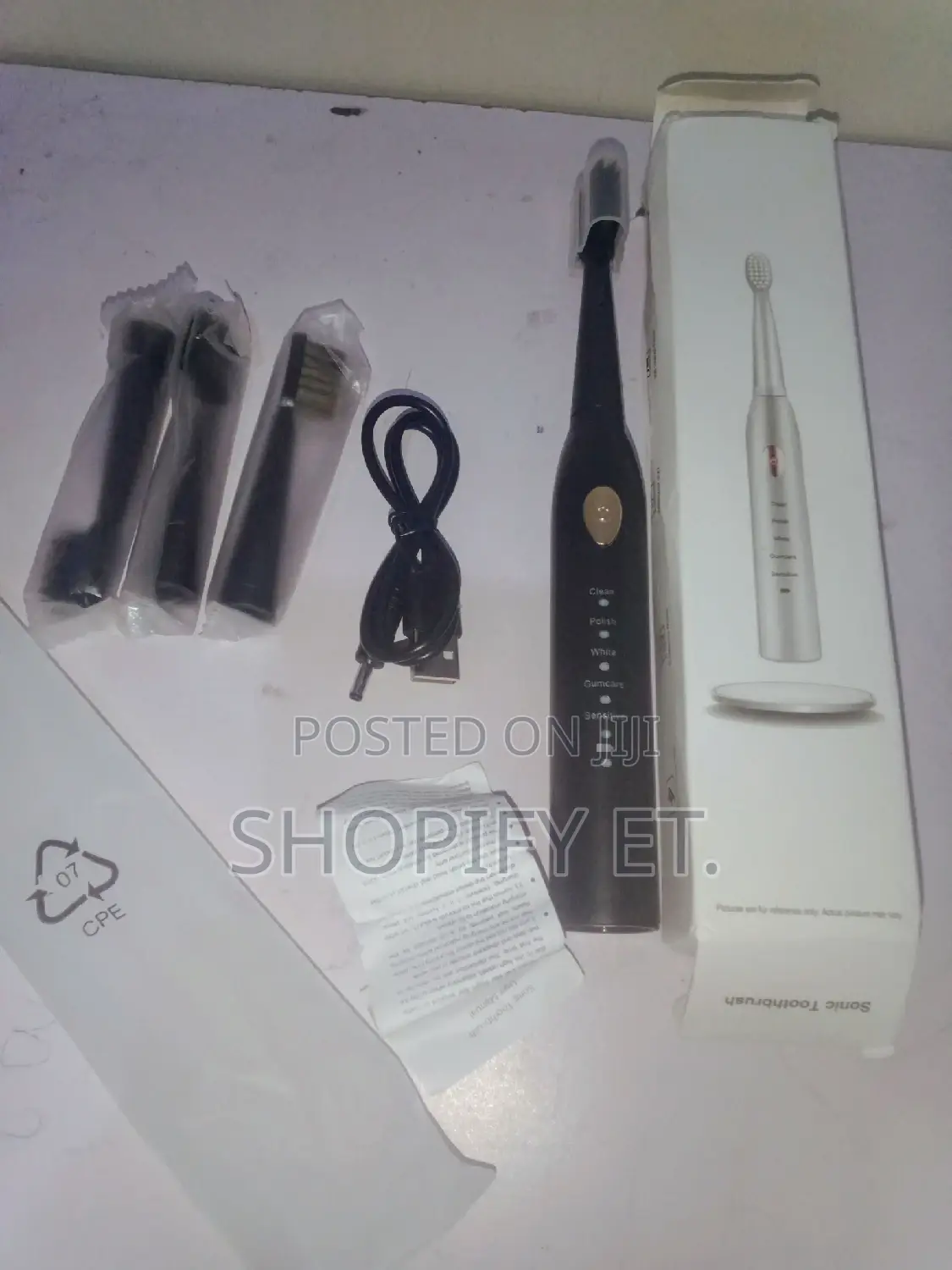 Electric Toothbrush(የኤሌክትሪክ የጥርስ ማፅጃ)Full Set