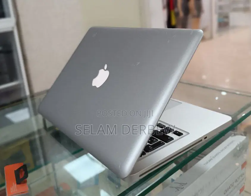 Laptop Apple MacBook Pro 2011 8GB Intel Core I5 HDD 500GB