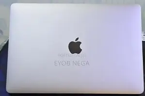 New Laptop Apple MacBook Pro 2020 16GB Intel Core I7 SSD 512GB