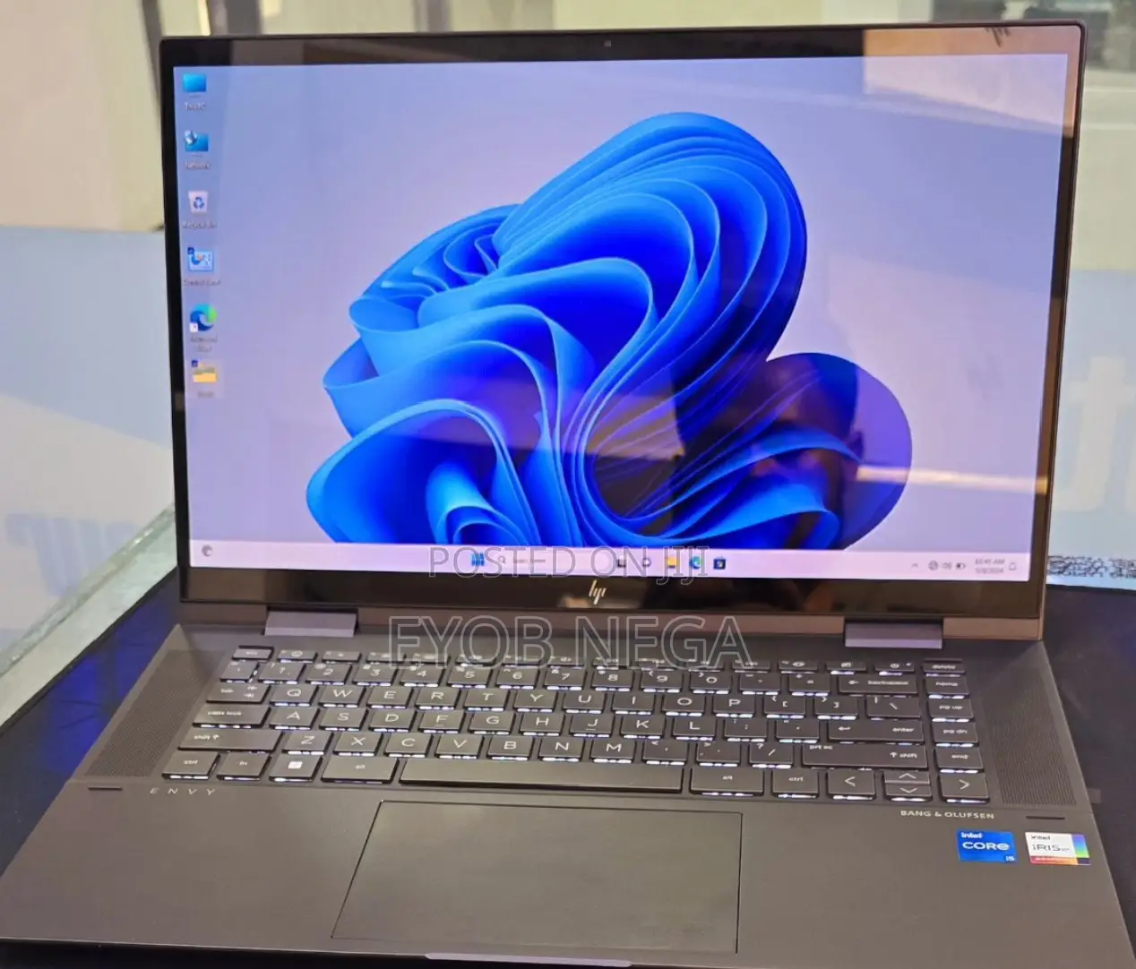 New Laptop HP Envy X360 8GB Intel Core I5 SSD 512GB