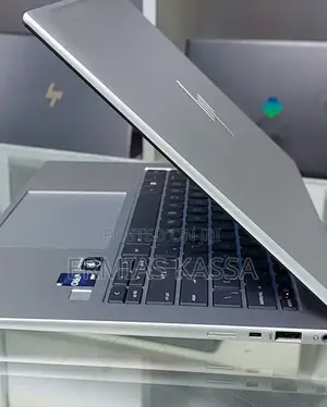 New Laptop HP EliteBook 840 G9 16GB Intel Core I7 SSD 512GB